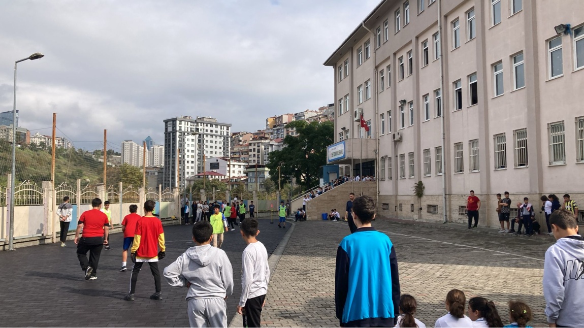 Ekim Ayı Sınıflar Arası Kızlar ve Erkekler Futbol Turnuvası